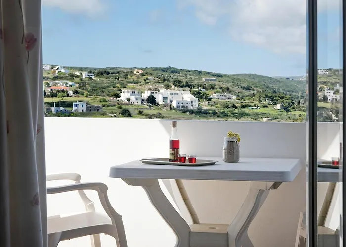 Contaratos Lettings 3 * Livadi (Kythira)