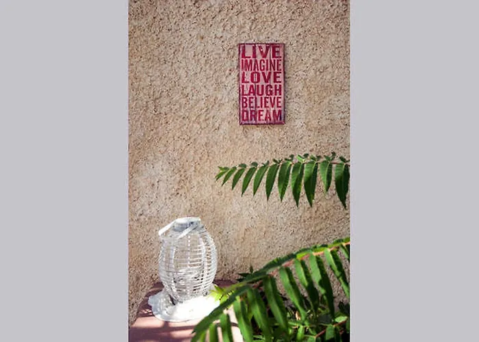 Contaratos Lettings 3 * Livadi (Kythira)
